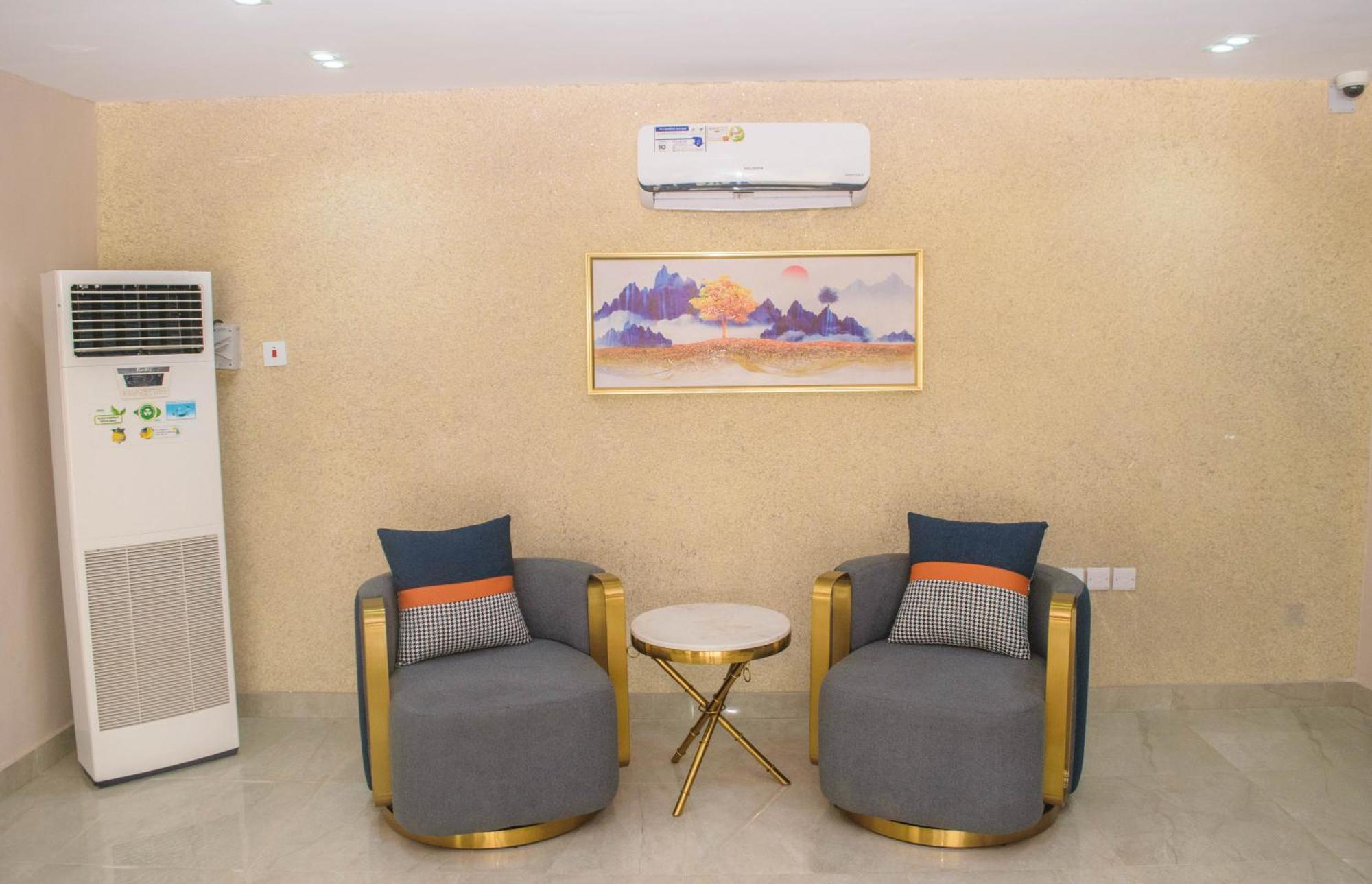 Blue Orange Hotel And Towers Shomolu 외부 사진